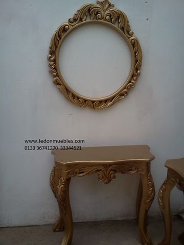 consoleta 4 patas marco circular,pintura dorada